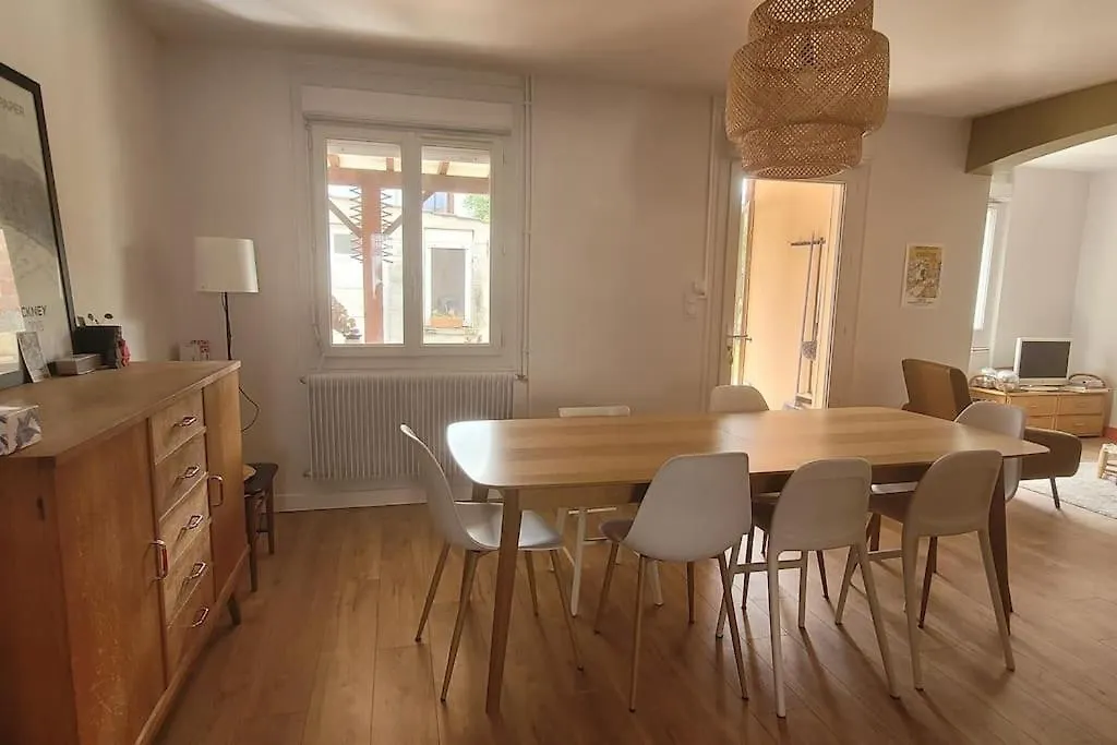 La Petite Maison Rose Au Centre D'Albi